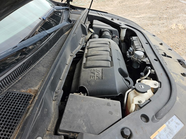 2011-chevrolet-traverse-image-17