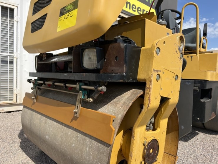 caterpillar-cb-335e-image-15
