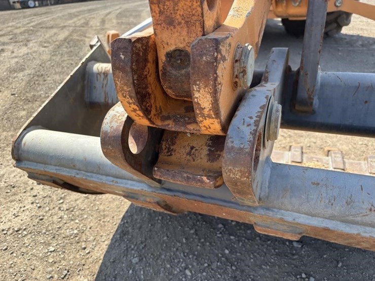 2015-case-super-n-loader-backhoe-image-16