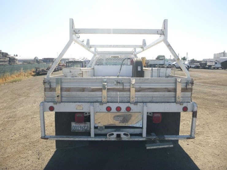 2016-ford-f550-image-7