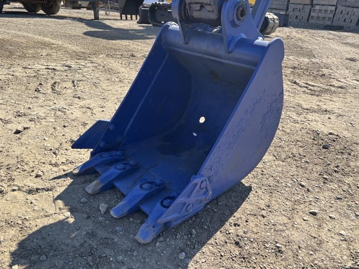 komatsu-pc28uu-image-11