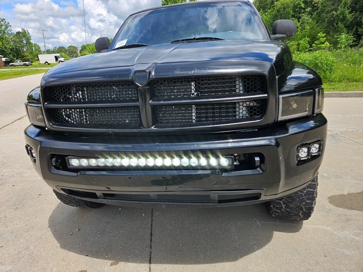 #18968-•-2002-dodge-ram-pickup-truck-image-48