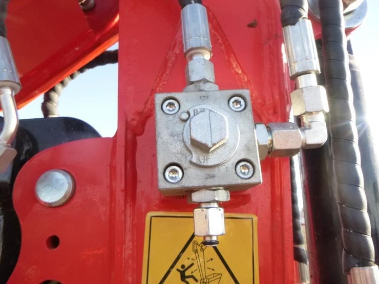 2025-tpm-16-hydraulic-excavator-image-14