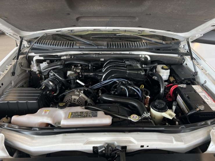 2008-ford-explorer-xlt-image-14