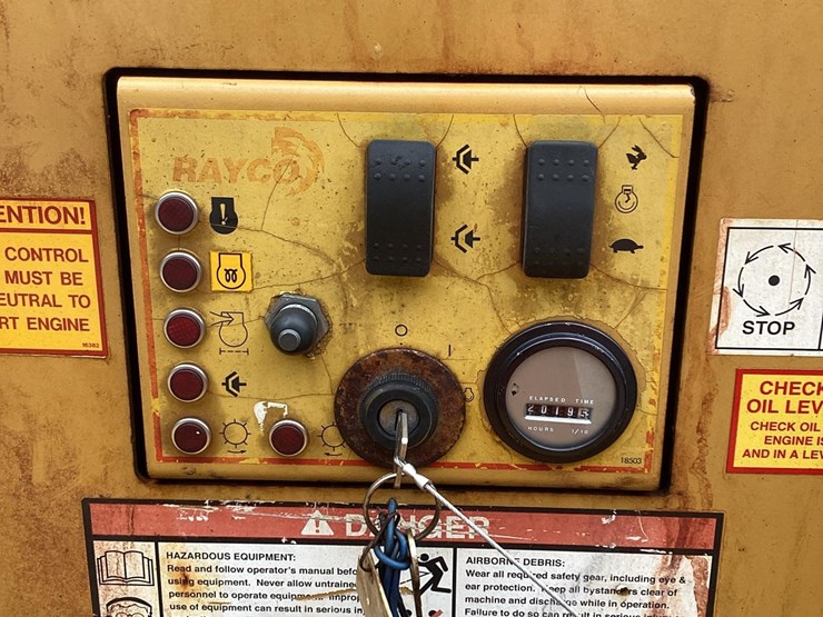 2010-rayco-rc16.5-image-12