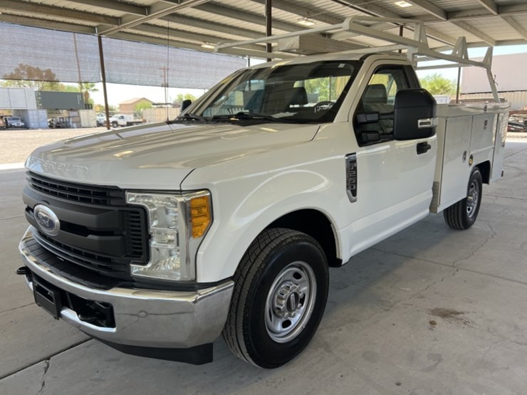 2017-ford-f250-image-4