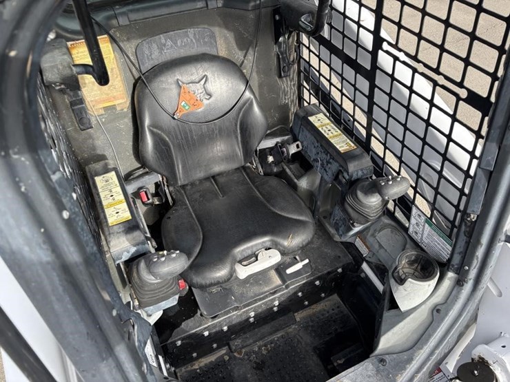 2019-bobcat-t590-image-19