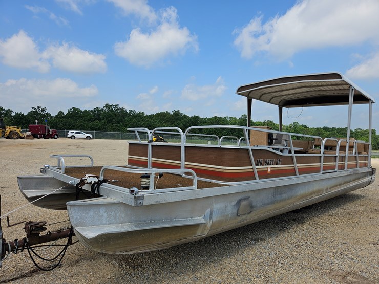 #18987-•-28ft-pontoon-boat-image-1