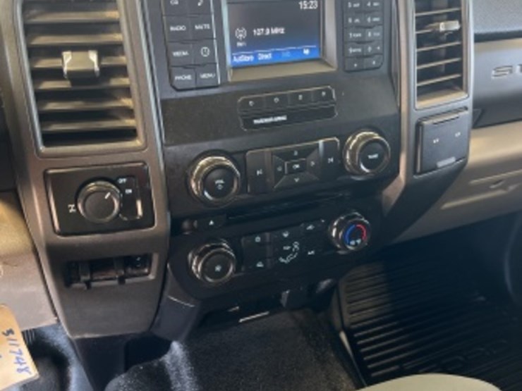 2017-ford-f250-image-19