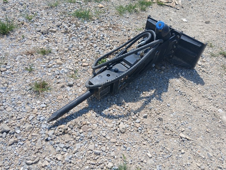 #20468-•-giyi-breaker-hammer-mini-skid-steer-attachment-image-8
