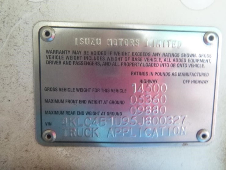 2005-isuzu-npr-image-18