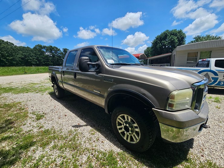 2006-ford-f350-image-21