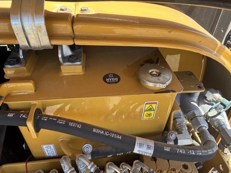 2018-caterpillar-305e2-hydraulic-excavator-image-48