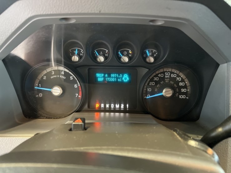 2014-ford-f250-image-16