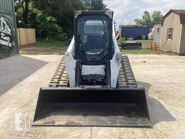 2020-bobcat-t870-image-9
