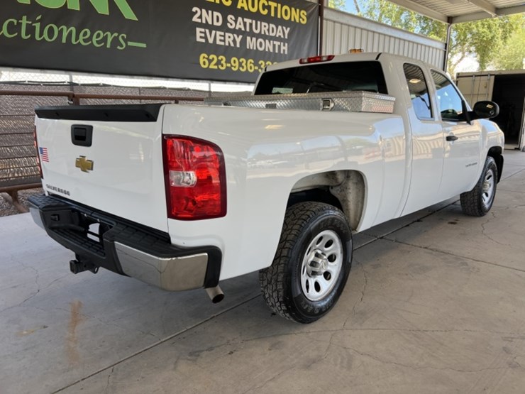 2013-chevrolet-silverado-1500-image-7