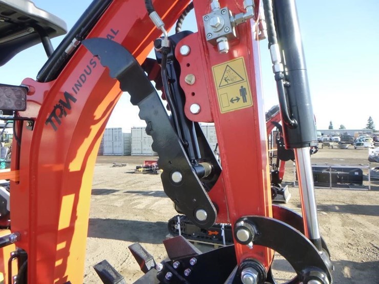 2025-tpm-16-hydraulic-excavator-image-12