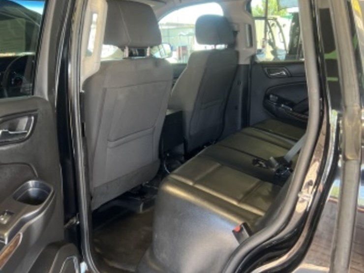 2018-chevrolet-tahoe-image-24