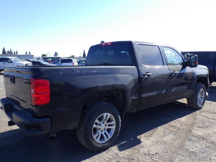 2017-chevrolet-1500-image-4