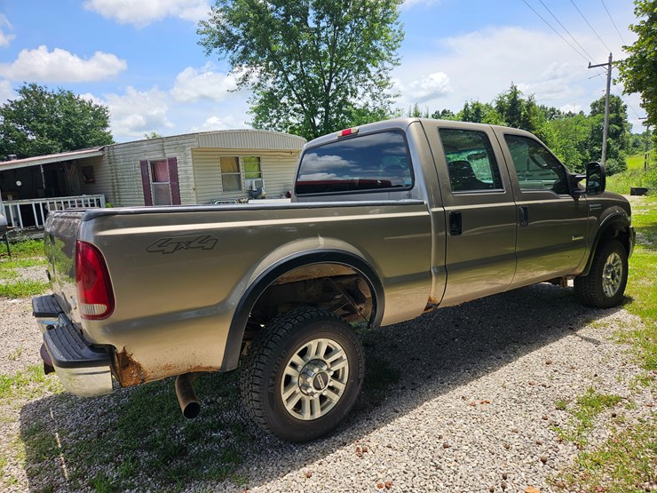 2006-ford-f350-image-15