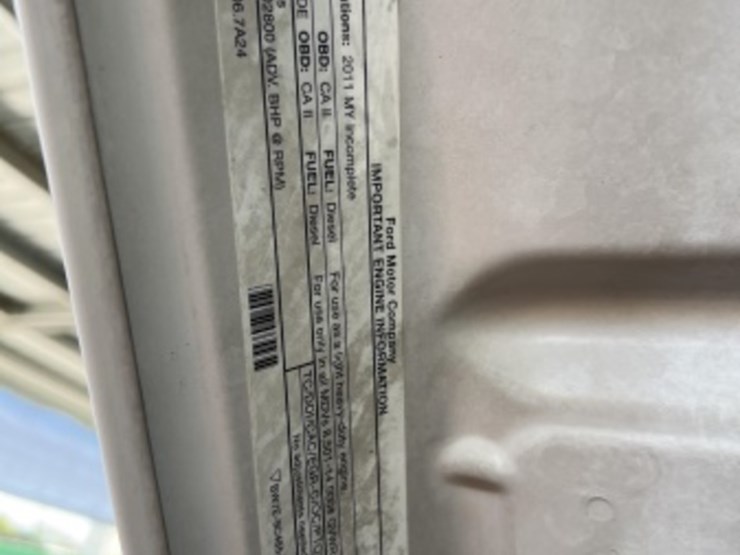 2011-ford-f350-image-11
