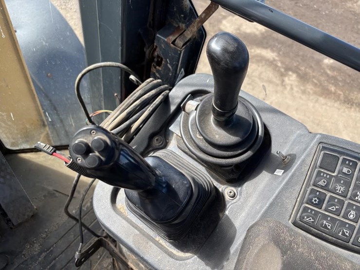 deere-624j-image-32