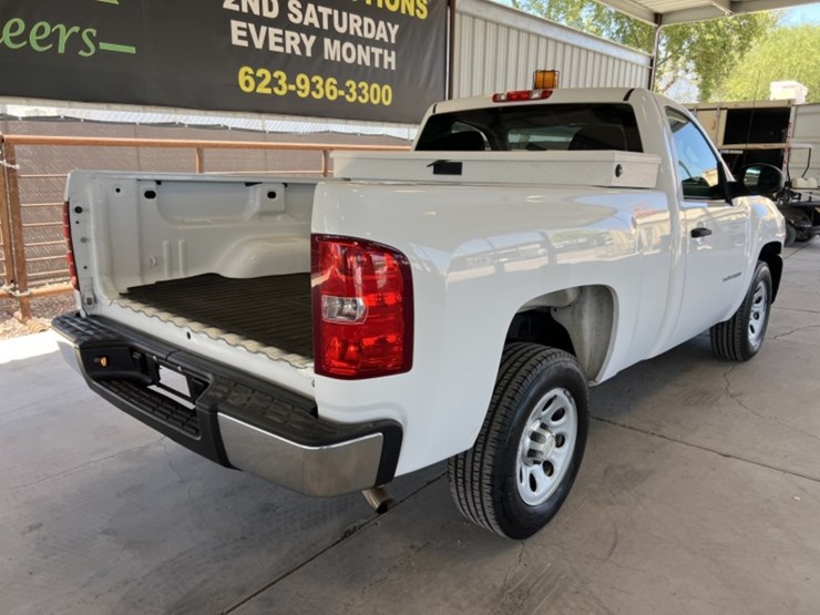 2013-chevrolet-silverado-1500-image-7
