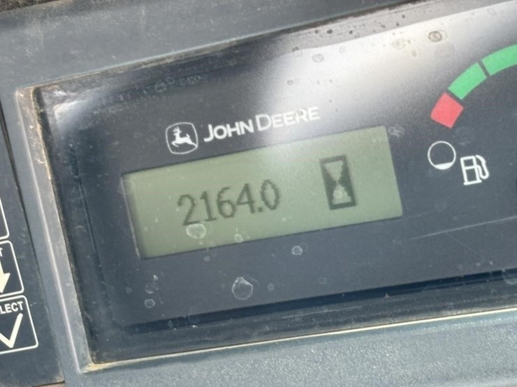2015-deere-333e-image-36