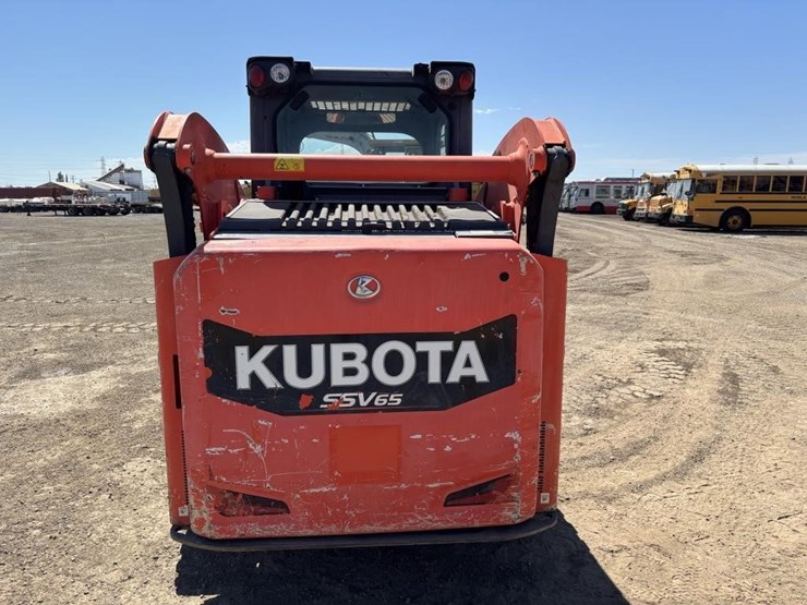 kubota-ssv65-image-8