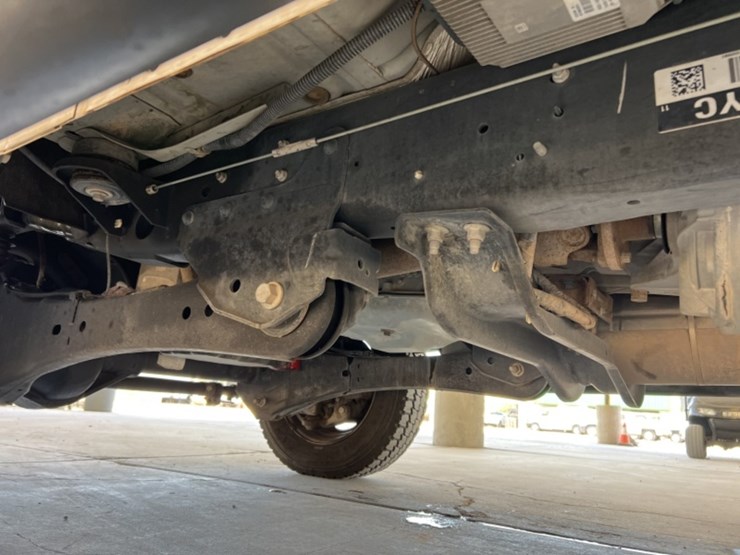 2013-ford-f550-image-29