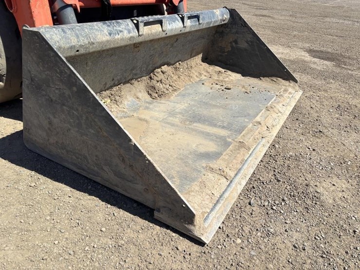 kubota-ssv65-image-10