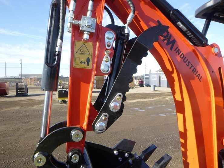 2025-tpm-16-hydraulic-excavator-image-13