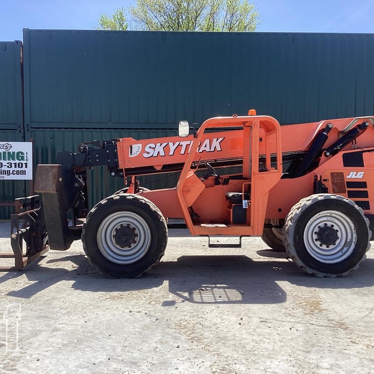 2017 SKY TRAK 10054