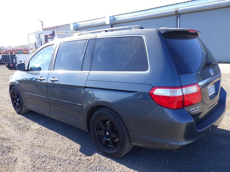 2006-honda-odyssey-image-4