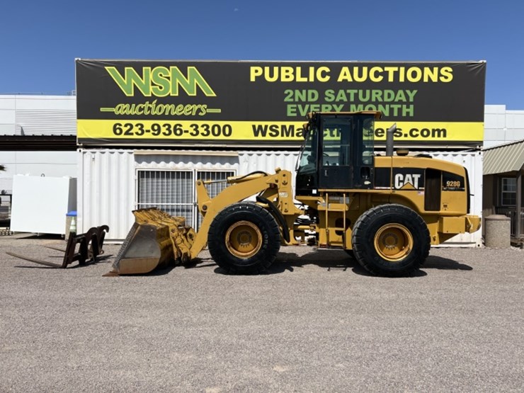 caterpillar-928g-image-2