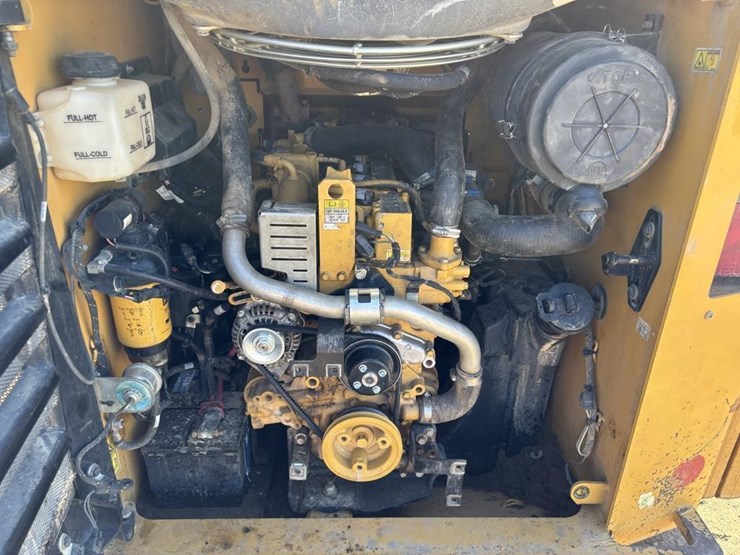 caterpillar-279d3-image-30