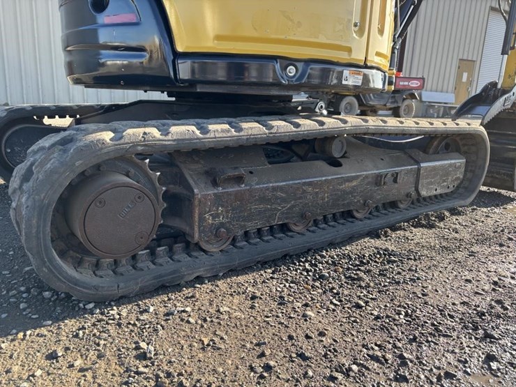 2020-yanmar-vi035-hydraulic-excavator-image-23