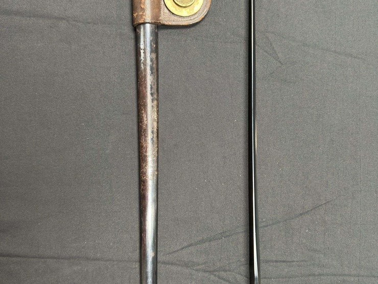 us-model-1873-springfield-trapdoor-socket-bayonet-w/scabbard-image-1