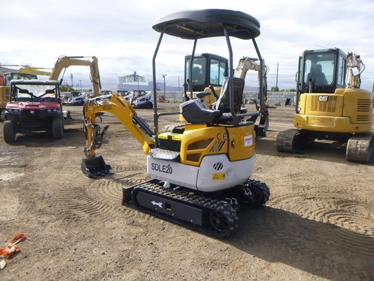 2025-sdlanch-sdle20-hydraulic-excavator-image-4