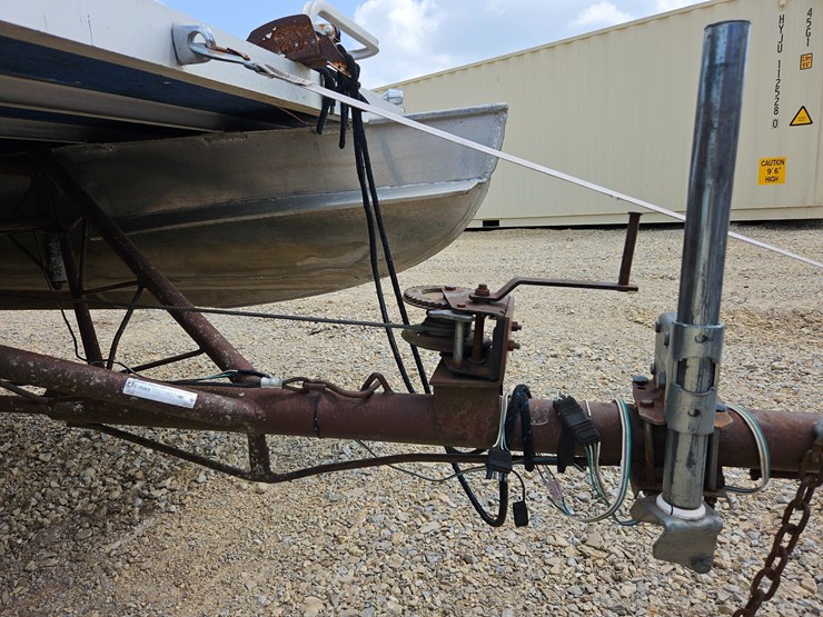 #18987-•-28ft-pontoon-boat-image-57