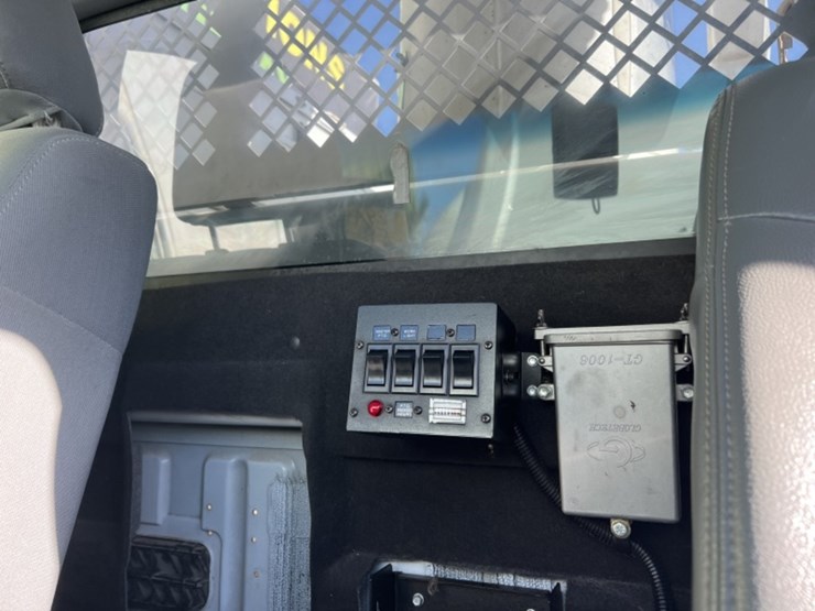 2016-ford-f550-image-25