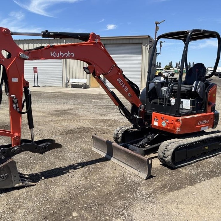 2021 KUBOTA U35-4