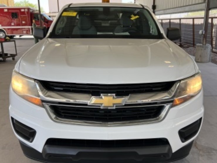 2016-chevrolet-colorado-image-3