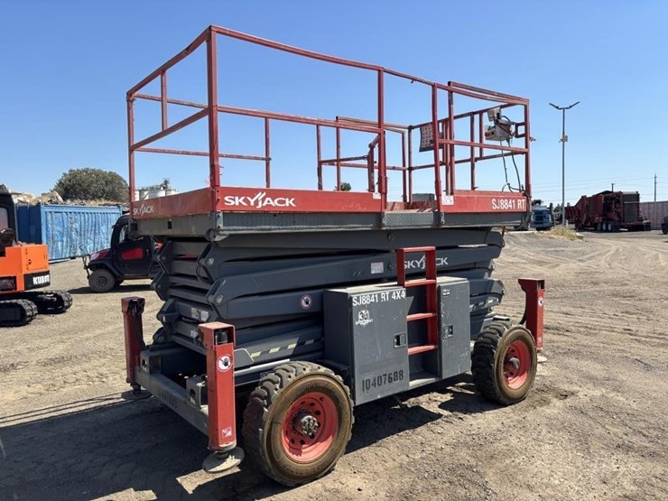 skyjack-sj8841rt-image-3