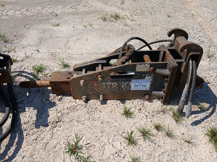 #20720-•-striker-hydraulic-hammer-excavator-attachment-image-2