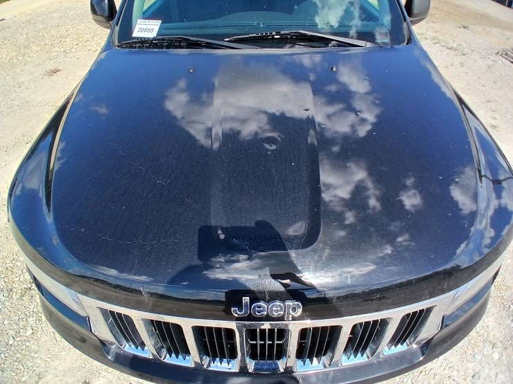 2011-jeep-grand-cherokee-image-67
