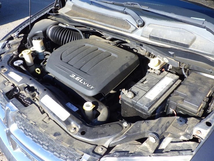 2012-dodge-grand-caravan-image-10