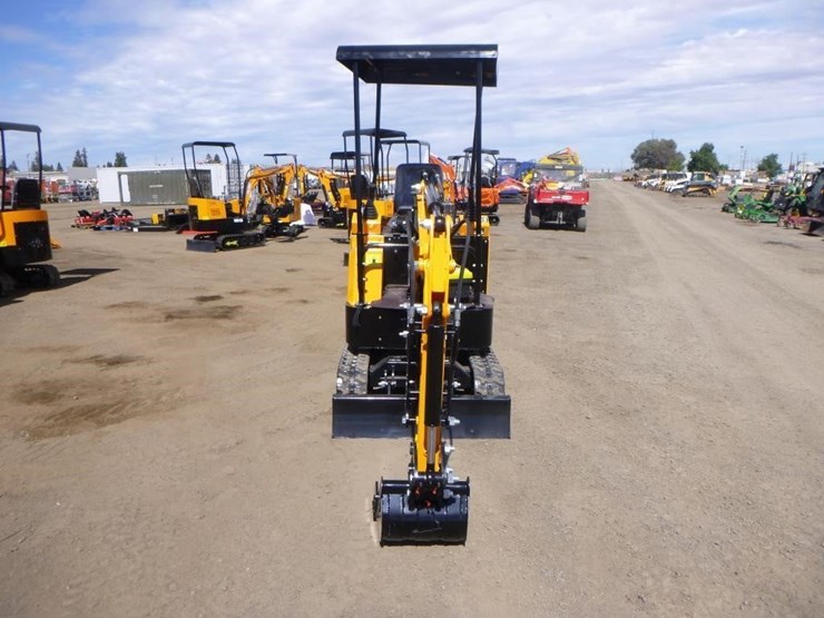2025-vicsec-vc15j-hydraulic-excavator-image-6