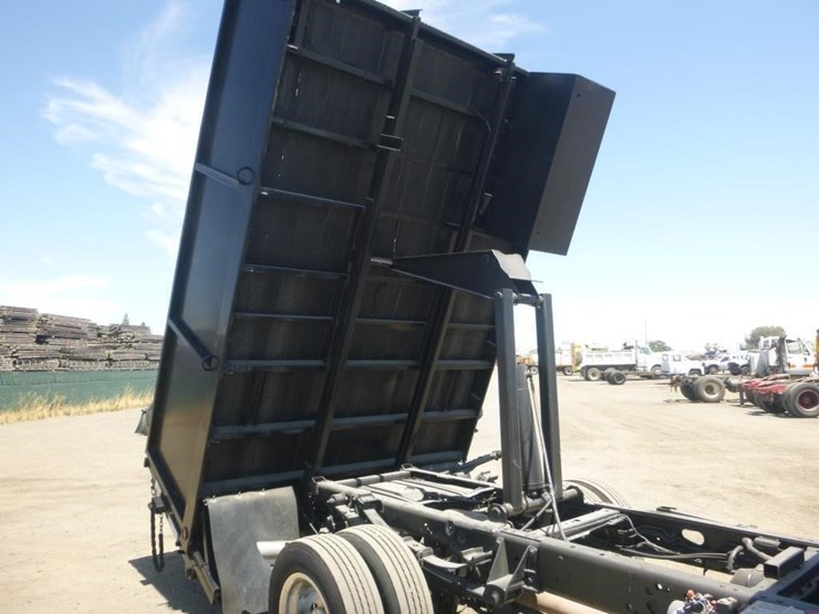 2012-ford-f550-image-10