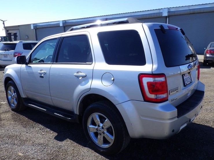 2012-ford-escape-image-4